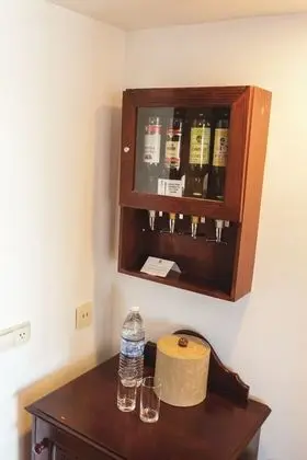 Standard Tek Büyük Yataklı Oda (U)