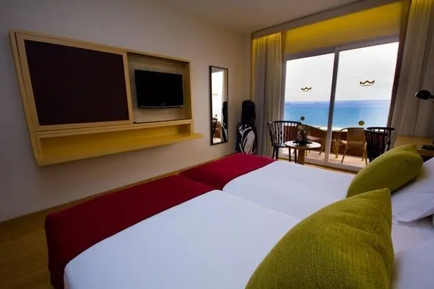 Tek Büyük Yataklı Oda, Deniz Manzaralı (2 Adults + 1 Child - Spa Access)