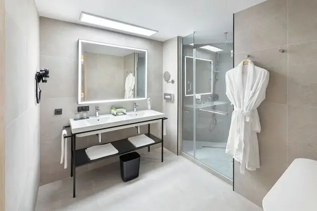 Senior Süit, Balkon, Deniz Manzaralı