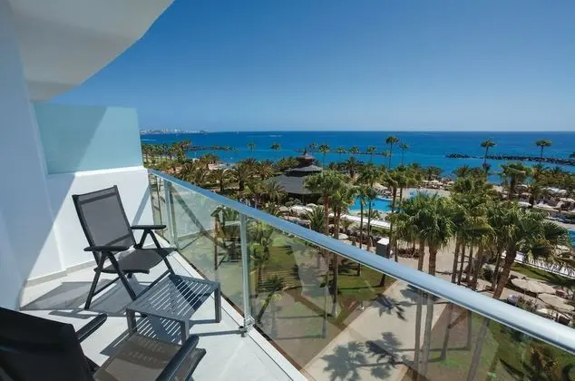 Tek Büyük Yataklı Oda, Balkon, Deniz Manzaralı