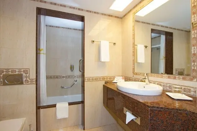 Tek Büyük Yataklı Oda, Balkon, Deniz Manzaralı