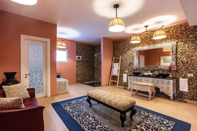 Süit, Sıcak Su Küveti (Jacuzzi)