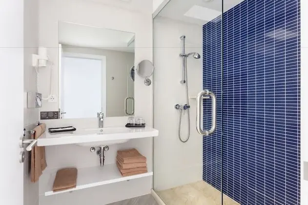 Standard Tek Büyük Yataklı Oda, Balkon