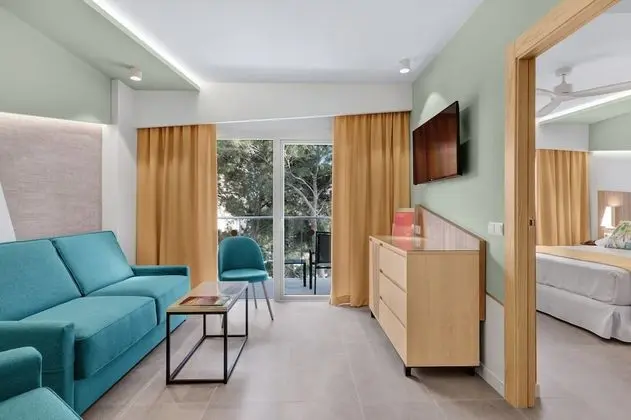 Superior Oda, Balkon