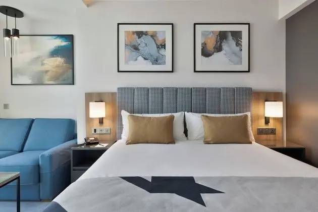 Family Oda (1 KingBed and 1 Sofa Bed)
