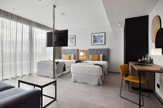 Family Oda (1 KingBed and 1 Sofa Bed)