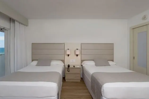 Deluxe Oda, Okyanusa Sıfır (Double Beds)
