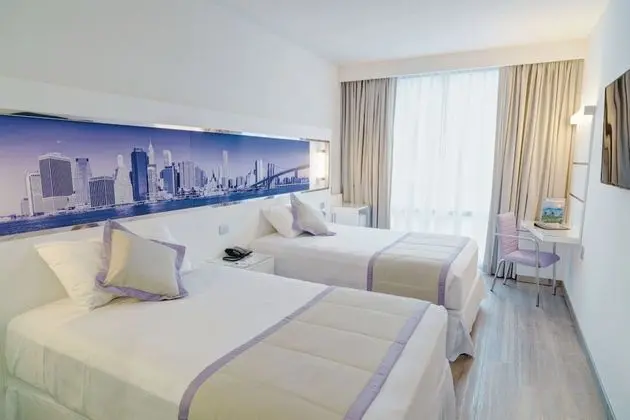 Deluxe Oda, 2 Çift Kişilik Yatak