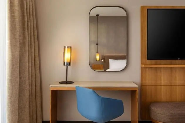 Oda, 1 En Büyük (King) Boy Yatak, Göl Manzaralı