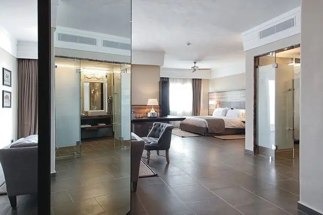 Junior Süit, Balkon, Deniz Manzaralı