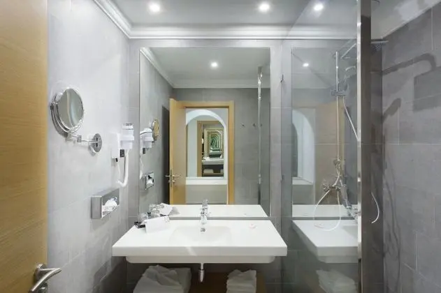 Standard Tek Büyük Yataklı Oda, Balkon