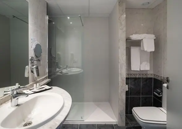 Club İki Ayrı Yataklı Oda, Balkon
