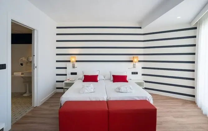 Club İki Ayrı Yataklı Oda, Balkon