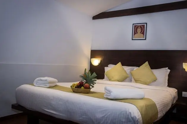 Coco Wood Cottage with Sea View