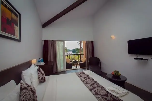 Luxury Room with Garden View