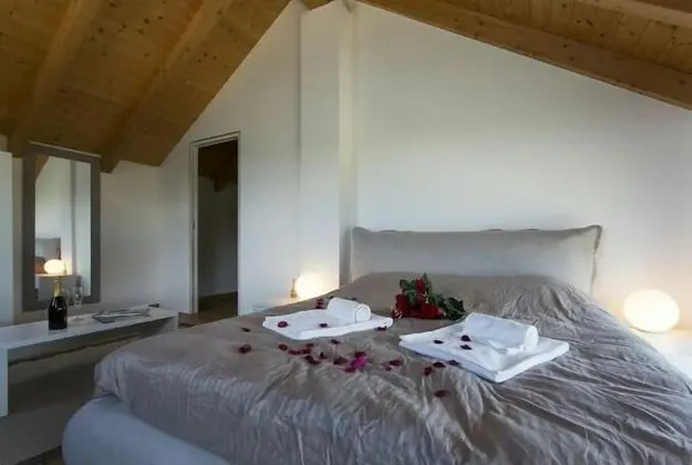 Family Apart Daire, Birden Çok Yatak, Bahçeli (Riva Bellano Lavanda)