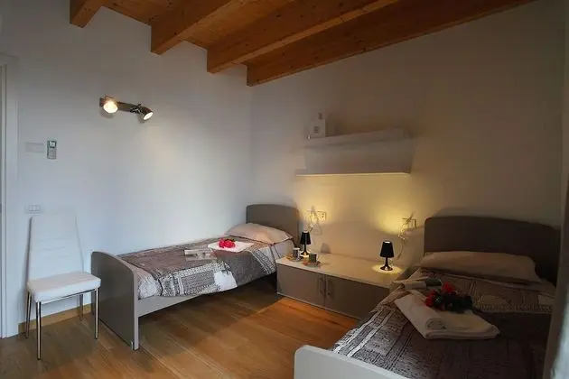 Family Apart Daire, Birden Çok Yatak, Bahçeli (Riva Bellano Lavanda)