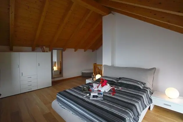 Family Apart Daire, Birden Çok Yatak, Bahçeli (Riva Bellano Lavanda)