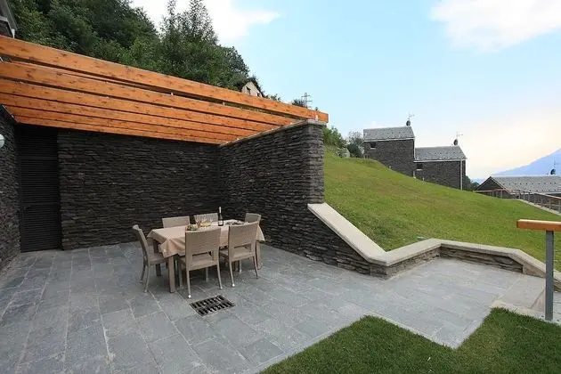 Family Apart Daire, Birden Çok Yatak, Bahçeli (Riva Bellano Lavanda)