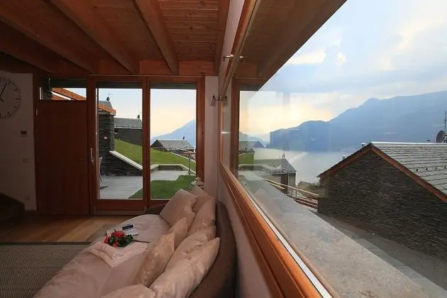 Family Apart Daire, Birden Çok Yatak, Bahçeli (Riva Bellano Lavanda)