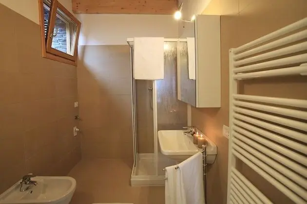 Family Apart Daire, Birden Çok Yatak, Bahçeli (Riva Bellano Lavanda)