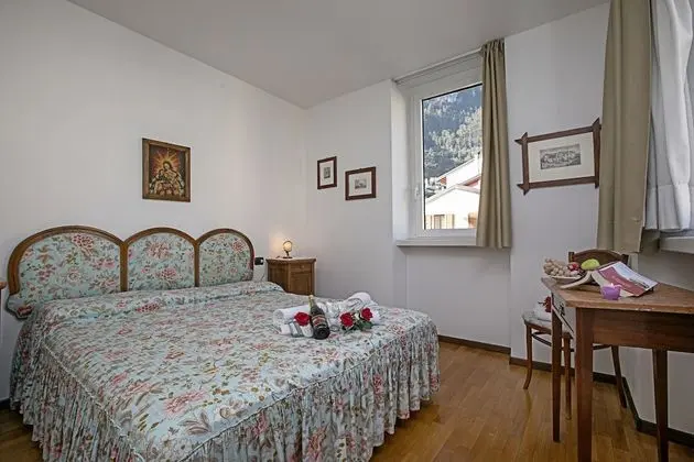 Family Apart Daire, 1 Çift Kişilik Yatak ve Çekyat (Riva Centro Apartment)