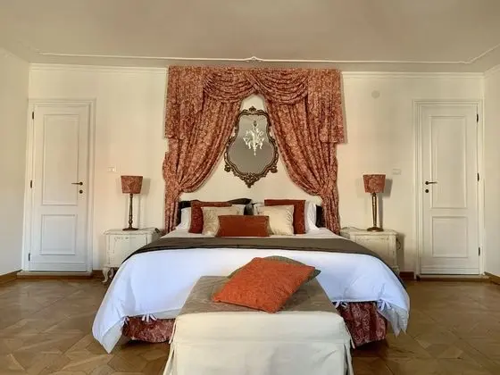 Luxury Tek Büyük Yataklı Oda, 1 Yatak Odası, Özel Banyo, Kanal Manzaralı