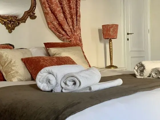 Luxury Tek Büyük Yataklı Oda, 1 Yatak Odası, Özel Banyo, Kanal Manzaralı