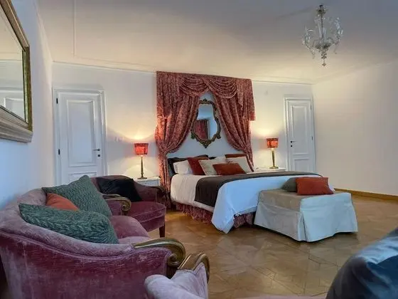 Luxury Tek Büyük Yataklı Oda, 1 Yatak Odası, Özel Banyo, Kanal Manzaralı