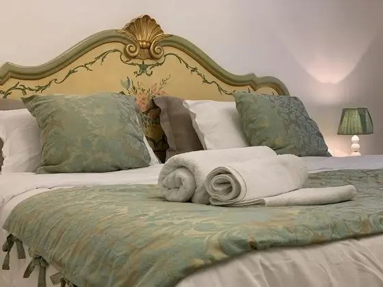 Standard Tek Büyük Yataklı Oda, Ortak Banyo