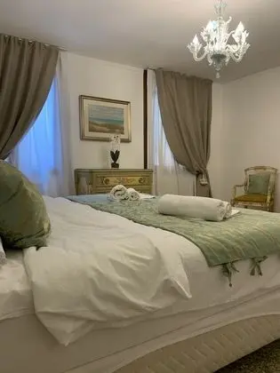 Standard Tek Büyük Yataklı Oda, Ortak Banyo