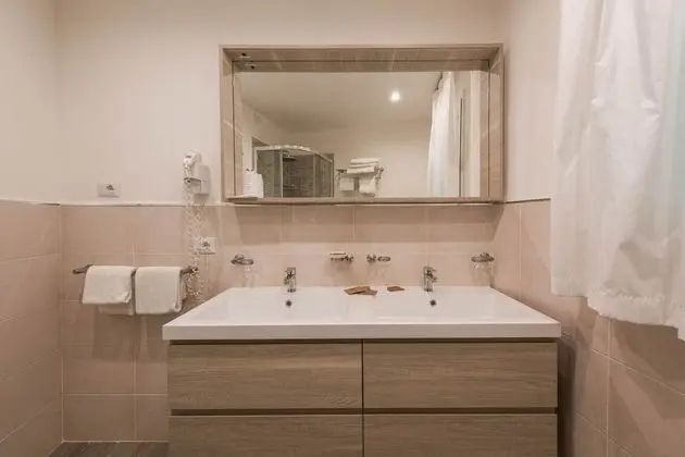 Comfort Dört Kişilik Oda