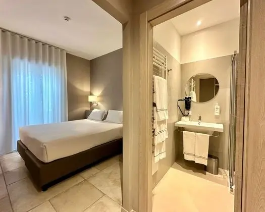 Comfort Tek Büyük veya İki Ayrı Yataklı Oda