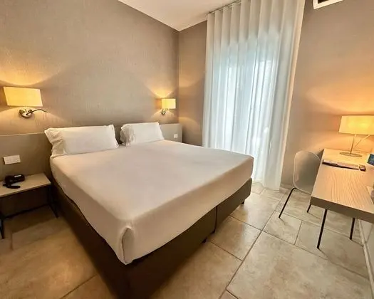 Comfort Tek Büyük veya İki Ayrı Yataklı Oda