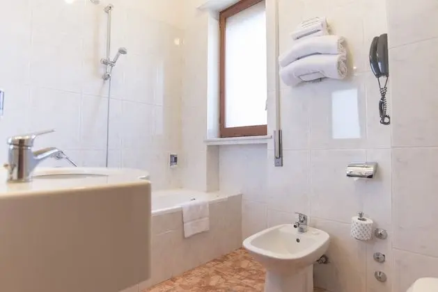 Standard Üç Kişilik Oda