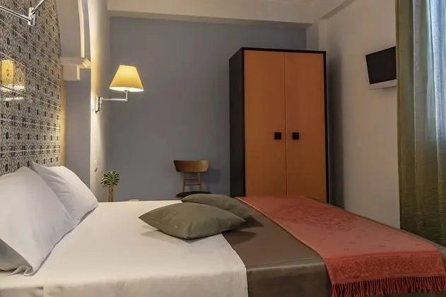 Standard Tek Büyük Yataklı Oda