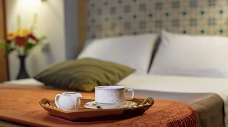 Standard Tek Büyük Yataklı Oda