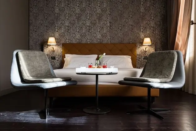 Grand Deluxe Canal View