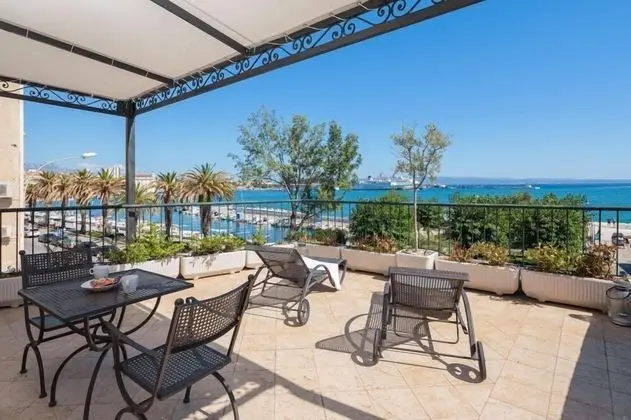 Stüdyo, Teras, Deniz Manzaralı (Augustea)