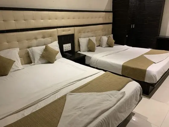 Deluxe Dört Kişilik Oda