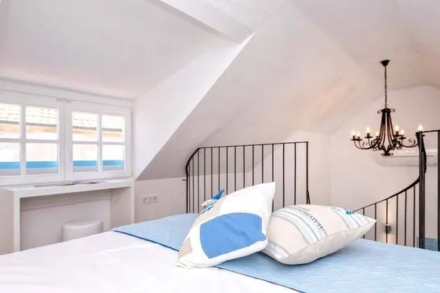 Deluxe Stüdyo, Deniz Manzaralı (Levanda)