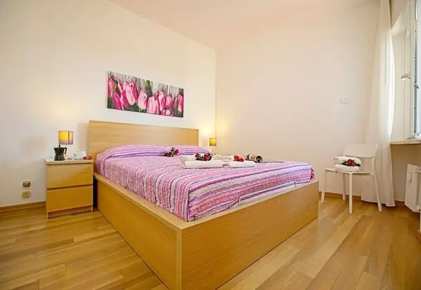 Family Apart Daire, 1 Çift Kişilik Yatak ve Çekyat, Bahçeli (Riva Lago e Spiaggia  Apartment 2)