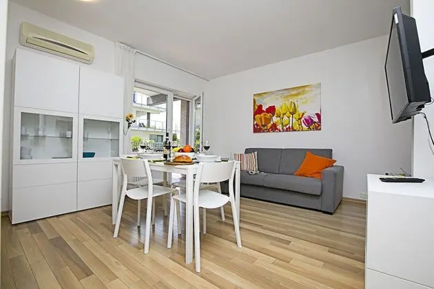 Family Apart Daire, 1 Çift Kişilik Yatak ve Çekyat, Bahçeli (Riva Lago e Spiaggia  Apartment 2)