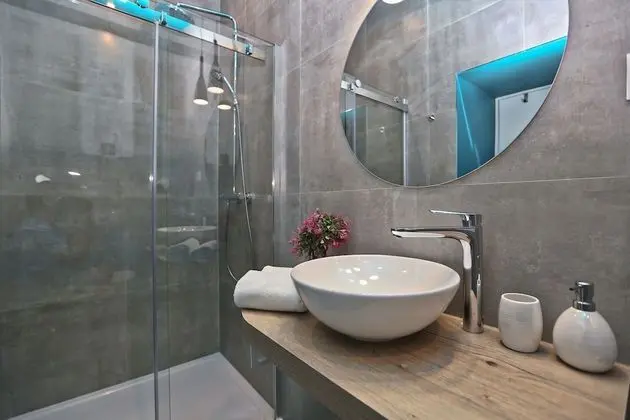 Premium Tek Büyük veya İki Ayrı Yataklı Oda