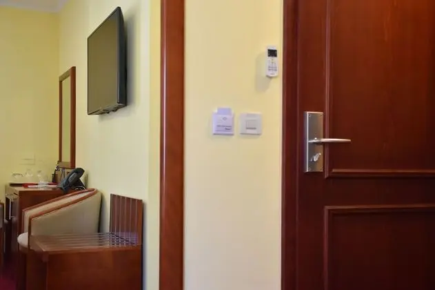 Comfort Tek Büyük Yataklı Oda