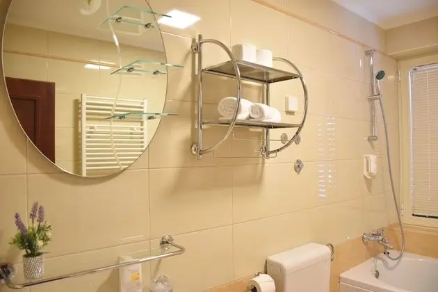 Comfort Tek Büyük Yataklı Oda