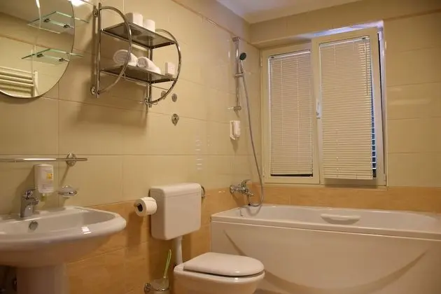 Comfort Tek Büyük Yataklı Oda