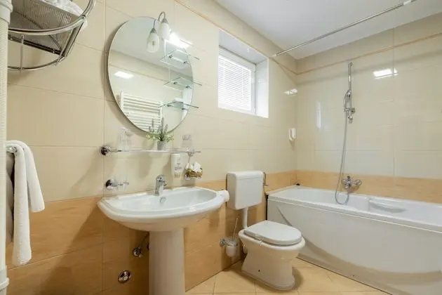 Comfort Tek Büyük Yataklı Oda