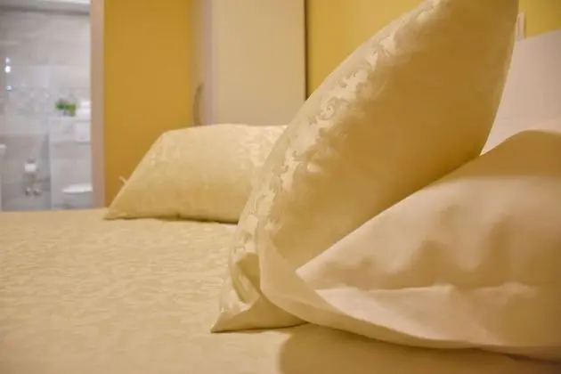 Tek Büyük Yataklı Oda, Zemin Kat