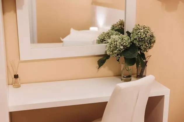 Tek Büyük Yataklı Oda, Zemin Kat